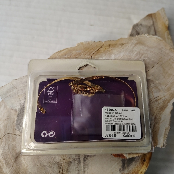 18kt Gold Plated Anklet NWT Adjustable C LUXE by Claire's Herringbone Chain - Picture 3 of 5